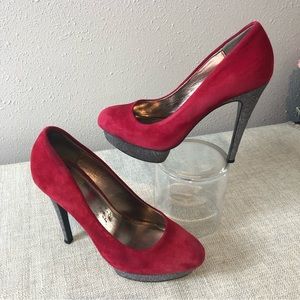 Dolcevita cranberry red sparkling heeled shoe size 6.5